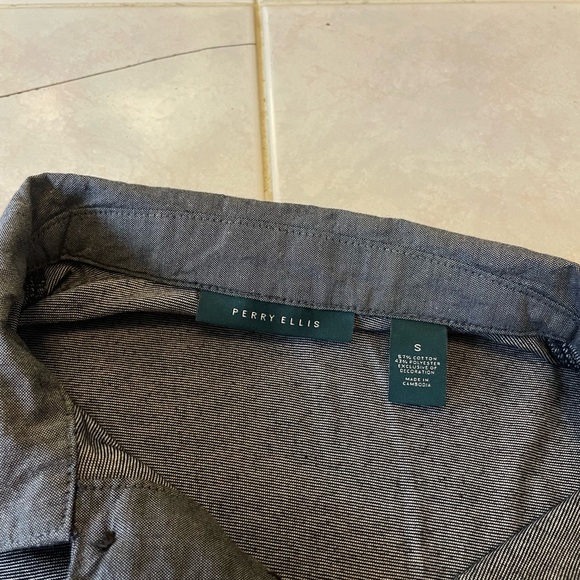 Gray Perry‎ Ellis Polo Shirt - Picture 3 of 7